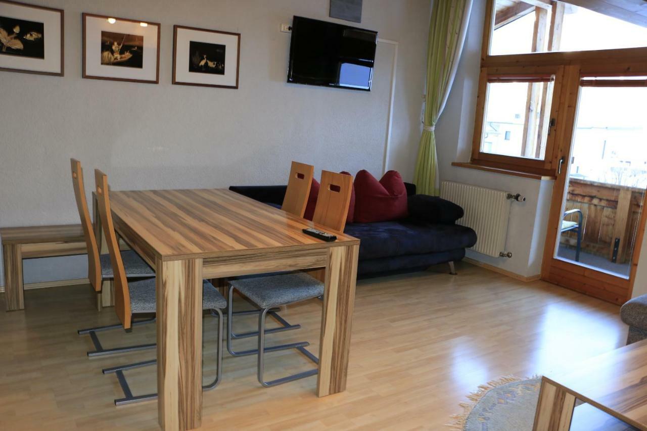Haus Berndt Schwemberger Apartamento Fügen Exterior foto