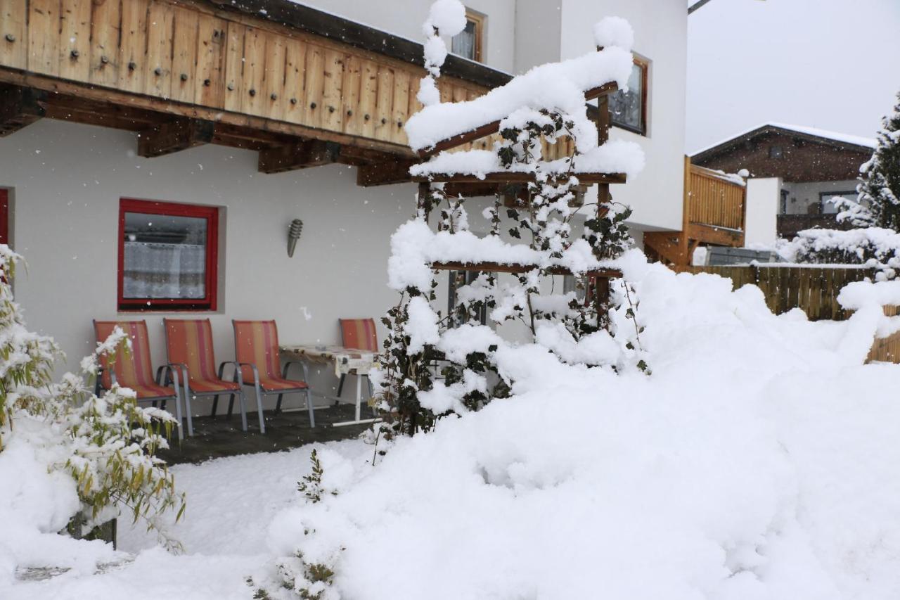 Haus Berndt Schwemberger Apartamento Fügen Exterior foto